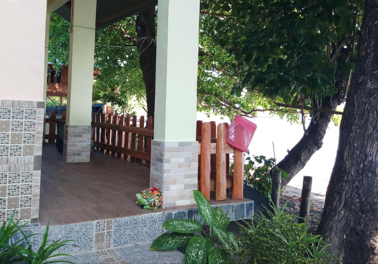 Lena House Flores Hitokalak Exterior foto